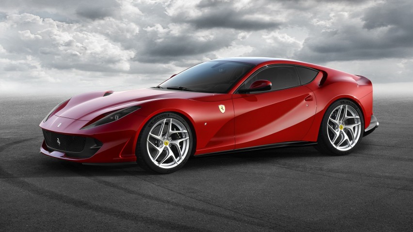 Ferrari 812 Superfast...