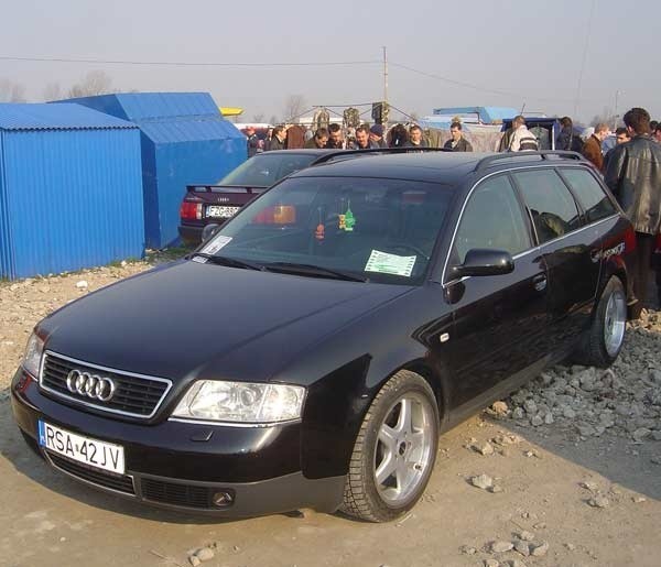 Audi A6. Silnik 2,5 Diesel, przebieg 140 tys. km. Rok...