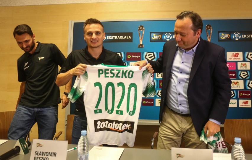 17 11 2016 gdansk. konferencja prasowa przed meczem lechia...