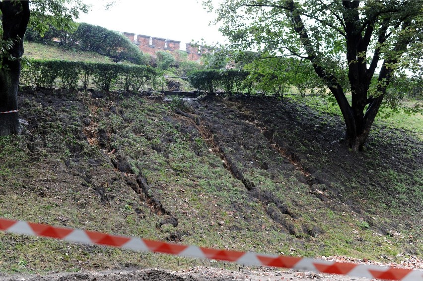 Wzgórza opadają, a urzędnicy szukają pieniędzy na ich remont