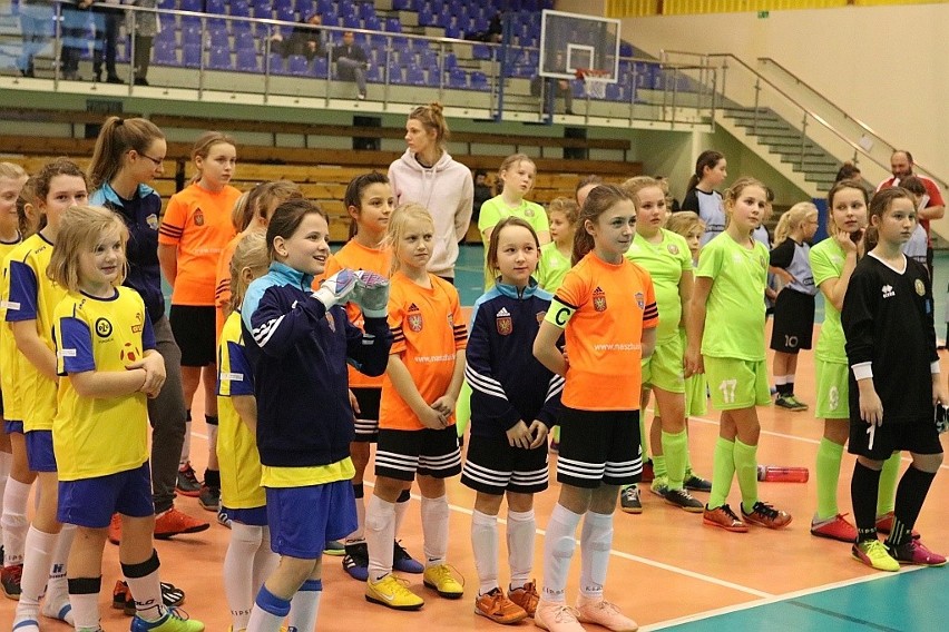 Młodziczki grały w Jantar Cup. Puchar trafił do Olsztyna [WIDEO, ZDJĘCIA]