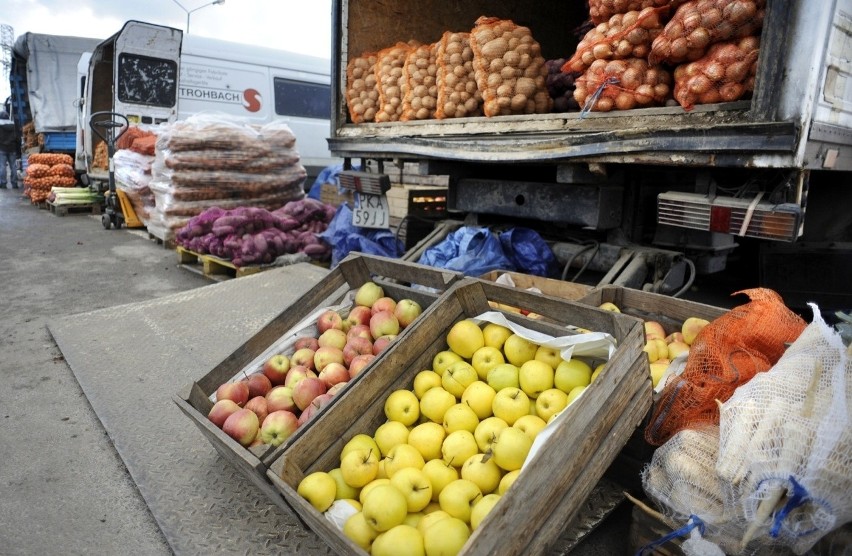 Wrocław: Rosną ceny warzyw i owoców. Jemy zdrowiej i drożej