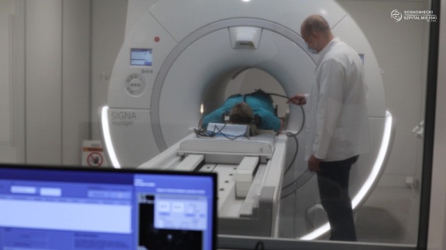W Sosnowieckim Szpitalu Miejskim od nowego roku pacjentki będą mogły być badane nowoczesnym sprzętem do mammografii. W szpitalu odnowiono pracownie rentgenowską i mammograficzną. Zobacz kolejne zdjęcia. Przesuń w prawo - wciśnij strzałkę lub przycisk NASTĘPNE