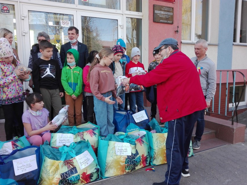 Szkoła Podstawowa nr 8 i niemiecka fundacja pomagają uchodźcom z Ukrainy