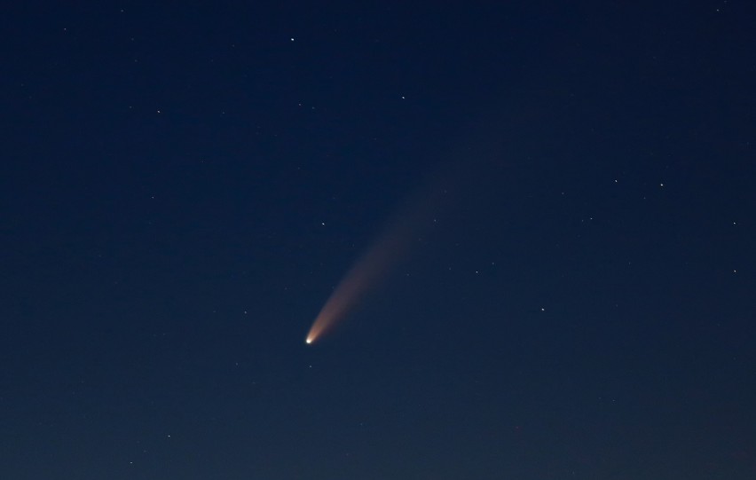 Naszemu Czytelnikowi udało się zrobić zdjęcie komety...