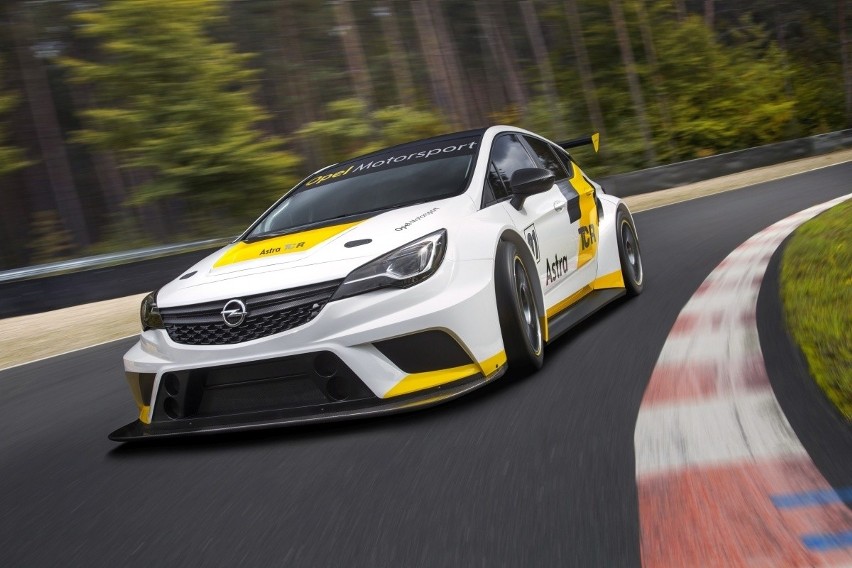 Opel Astra TCR / Fot. Opel