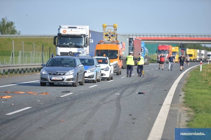 Śmiertelny wypadek na autostradzie A1 pod Włocławkiem. Nie żyje kierowca BMW [zdjęcia, wideo]