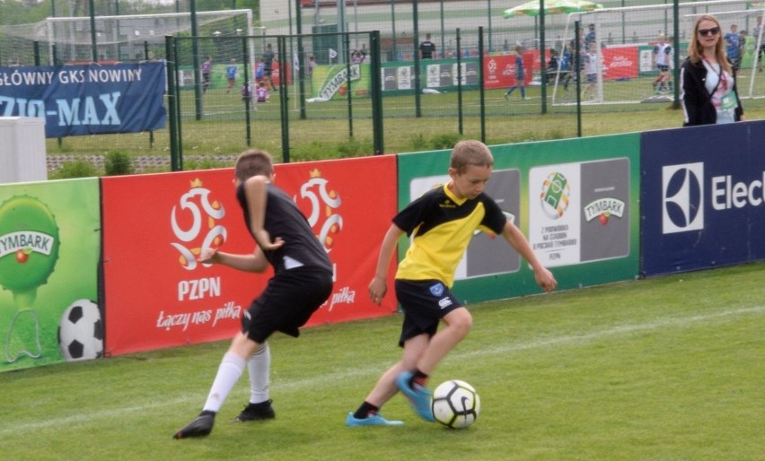 Z Podwórka na Stadion Turniej o Puchar Tymbarku. Odbyły się finały chłopców i dziewcząt do lat 8 i 10. Były emocje (WIDEO, ZDJĘCIA)