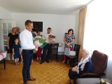 Irena Jabłonka z Nieskórza świętowała 100 urodziny! Mówi, że siłę daje jej rodzina. Zdjęcia. 28.07.2021
