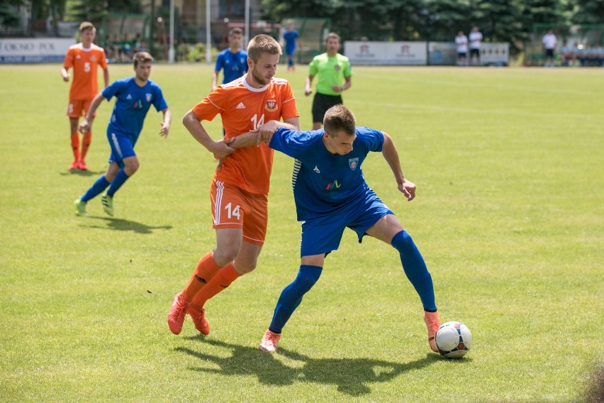 Niepołomice. Mecz Małopolska - Mazowsze (2:0) w UEFA...