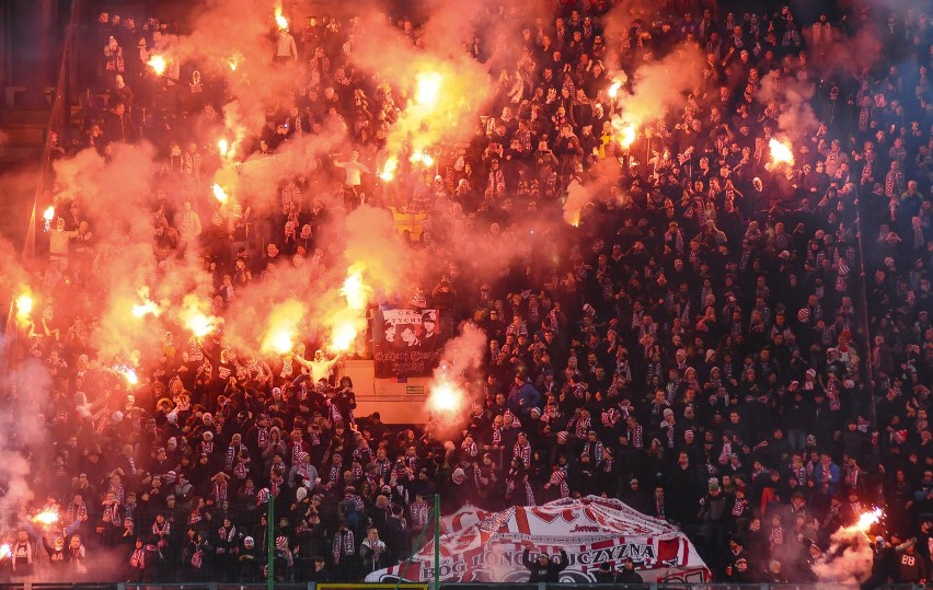 Na trybunach przy Reymonta podczas meczu Wisła - Cracovia