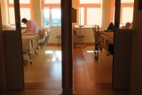 Na oddziałach interny w szpitalach na Pomorzu brakuje niemal 300 łóżek