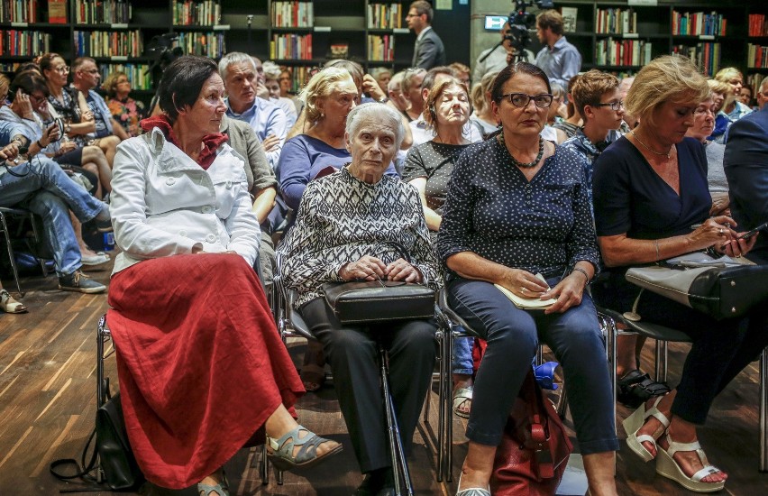 Prof. Muszkowska-Penson w ECS podczas wykładu prof. Michaela...