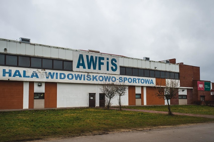 Nowe zapisy regulaminu AWFiS w Gdańsku natrafiły na sprzeciw niektórych pracowników uczelni. Służbowe telefony oraz maile pod kontrolą
