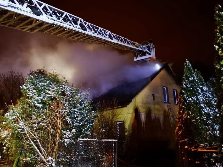 Tragiczny pożar domu w Jastrzębiu-Zdroju. W płomieniach...