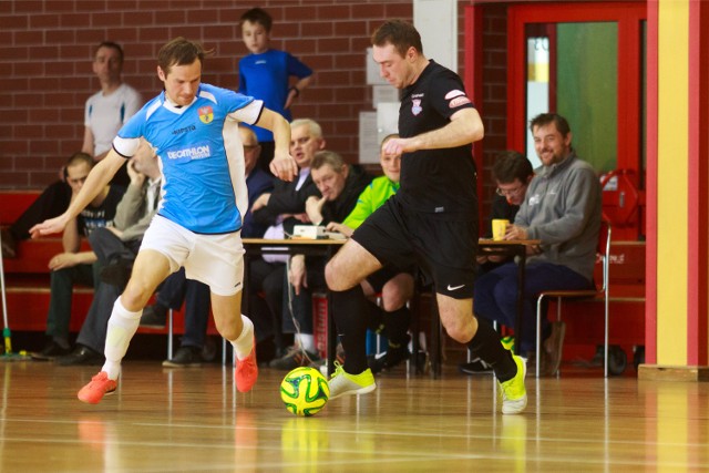 2015-04-11  bialystok moks sloneczny stok bialystok constract lubawa futsal i liga  fot wojciech wojtkielewicz / polska press grupa