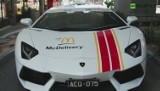 Ferrari F430 i Lamborghini Aventador do dostawy dań z McDonald&#039;s (WIDEO)