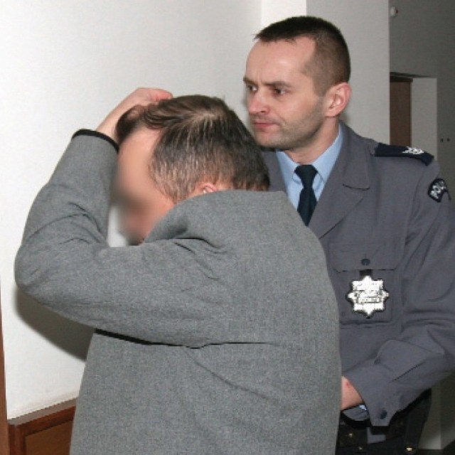 Stanisław K. przed jedną z rozpraw doprowadzany na salę sądową.