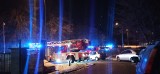 Białystok. Nocna interwencja straży pożarnej na Antoniuku. W jednym z bloków był wyczuwalny gaz