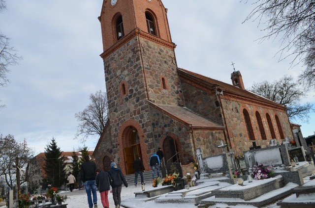 Stowarzyszeni "Bory" rozlicza każdą złotówkę, którą wkłada w remont wieży w Lubiewie.