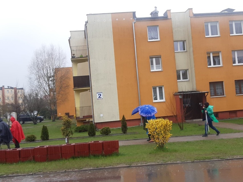 Deszczowy Rajd z Flagą w gminie Stąporków [ZDJĘCIA]