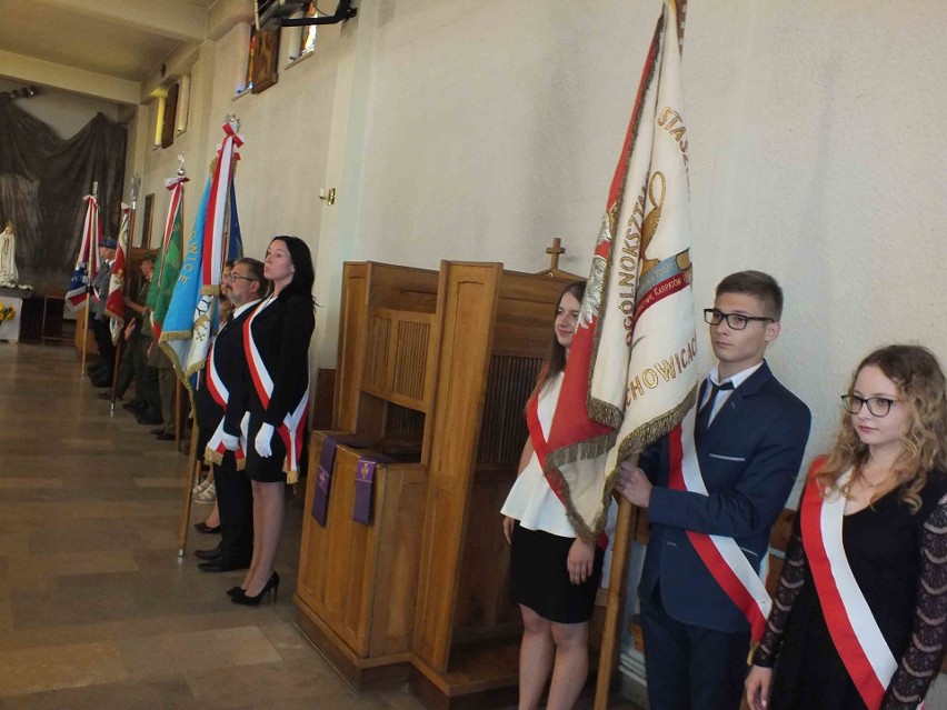 Dzień Wojska Polskiego w Starachowicach. Msza, świętowanie przed pomnikiem (DUŻO ZDJĘĆ)