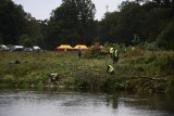 Ludzie kochający żagański park porządkowali parkową wyspę!