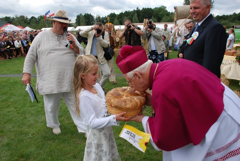 Dolnośląskie dożynki w Sulikowie (ZDJĘCIA)