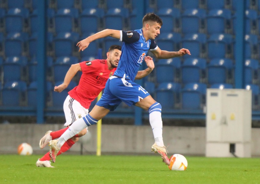 Lech Poznań - Benfica Lizbona 2:4. Kolejorz poszedł na...