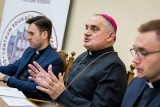 Biskup bydgoski Krzysztof Włodarczyk podsumowuje rok w diecezji. "Bardzo potrzeba zaangażowania osób świeckich"