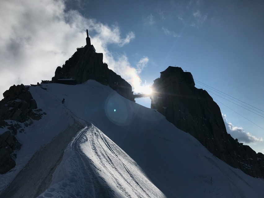 Andrzej Myrta, alpinista z Radomia wszedł trudną drogą na najwyższy szczyt Europy - Mont Blanc
