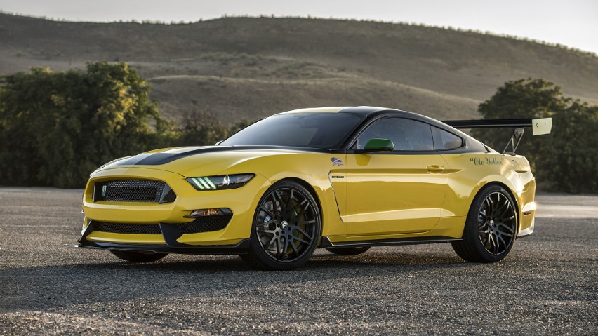 Ford "Ole Yeller" Mustang...