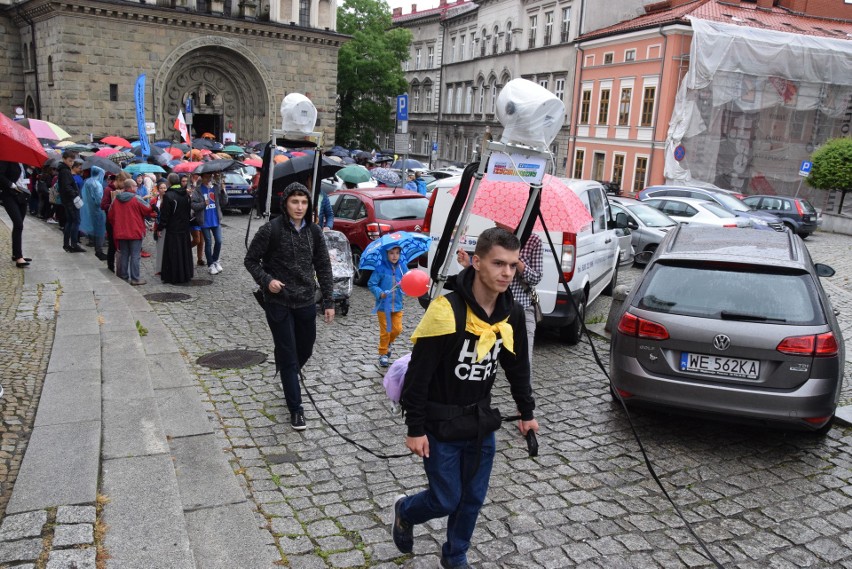 Marsz dla Życia i Rodziny przeszedł ulicami Bielska-Białej ZDJĘCIA