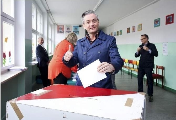 Wybory 2015

Źródło: dziennikbaltycki.pl/TVN24/x-news