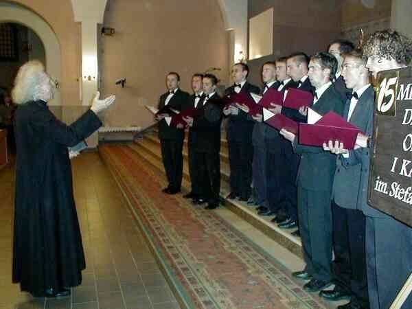 Kielecka schola podczas występu