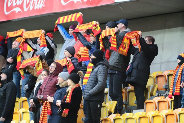 Jagiellonia - Wisła Kraków na trybunach stadionu miejskiego Białymstoku