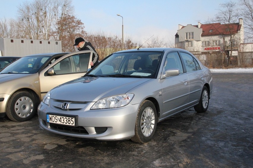 Honda Civic, 2004 r., 1,4, ABS, centralny zamek, elektryczne...