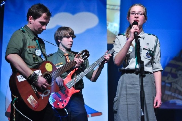 W sobotę w Tarnobrzegu odbywał się Ogólnopolski Festiwal Piosenki Harcerskiej "Śpiewograniec&#8221;. Na scenie Tarnobrzeskiego Domu Kultury zaprezentowało się 19 zespołów.