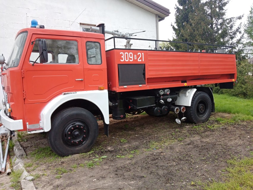 Specjalny samochód pożarniczy Jelcz 004 wystawiony na...