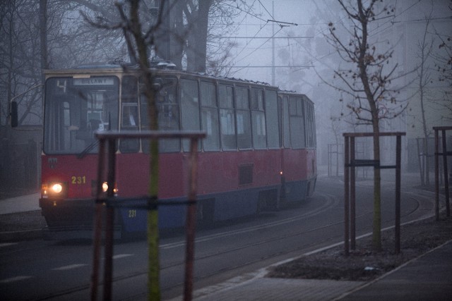 17.12.2016 bydgoszcz chodkiewicza komunikacja tramwaj koniec remontu pierwsze tramwaje  fot. filip kowalkowski/polska press