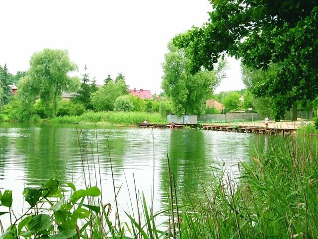 Jezioro Kłodawskie to najlepiej skomunikowany akwen w pobliżu Gorzowa. Wynika to z położenia Kłodawy, która graniczy z północną stolicą lubuskiego