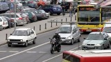 Jazda motocyklem w korku - przepisy wymagają zmiany?