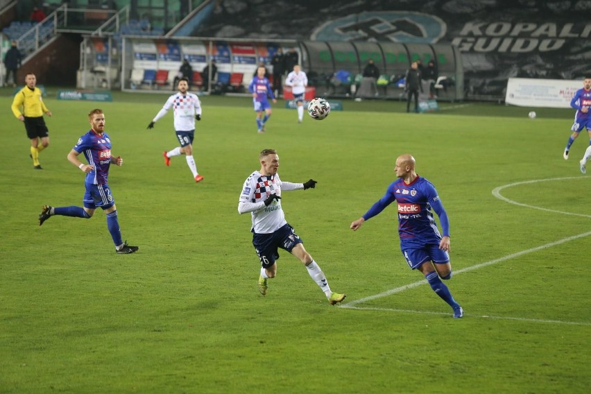 20.11.2020. Górnik Zabrze - Piast Gliwice 1:2....