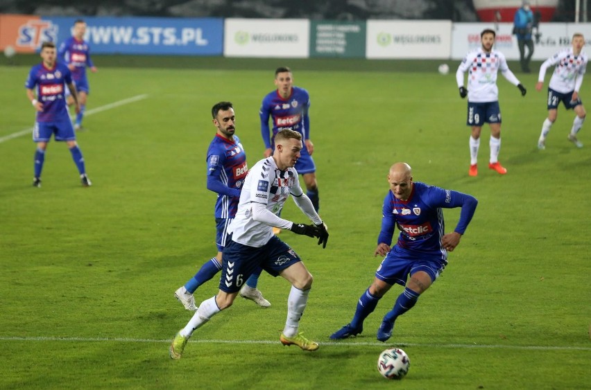 20.11.2020. Górnik Zabrze - Piast Gliwice 1:2....