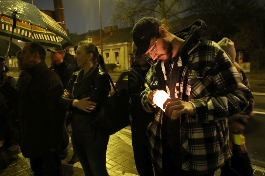 Kolejny protest przed sądem w Kielcach (ZDJĘCIA)