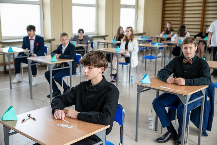 Wyniki egzaminu ósmoklasisty w Białymstoku. Która placówka poradziła sobie najlepiej?