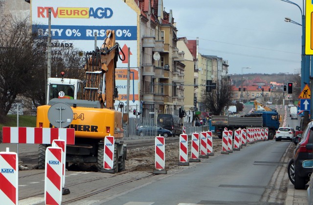 Na ulicy Chełmińskiej w Grudziądzu trwa modernizacja sieci tramwajowej. Będą tutaj nowe utrudnienia w ruchu
