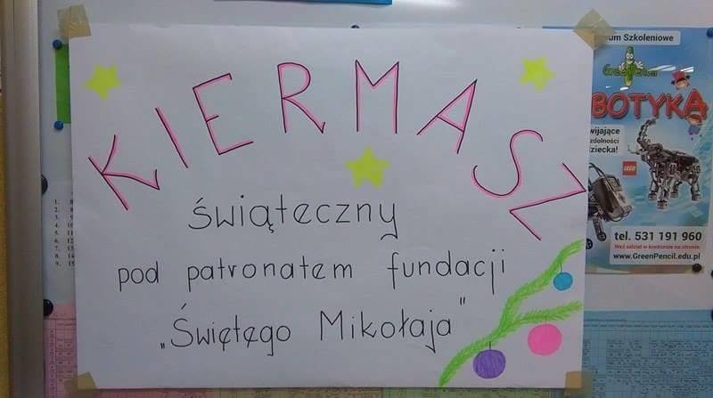 Kiermasz świąteczny w ostrowskiej „dwójce” [ZDJĘCIA]