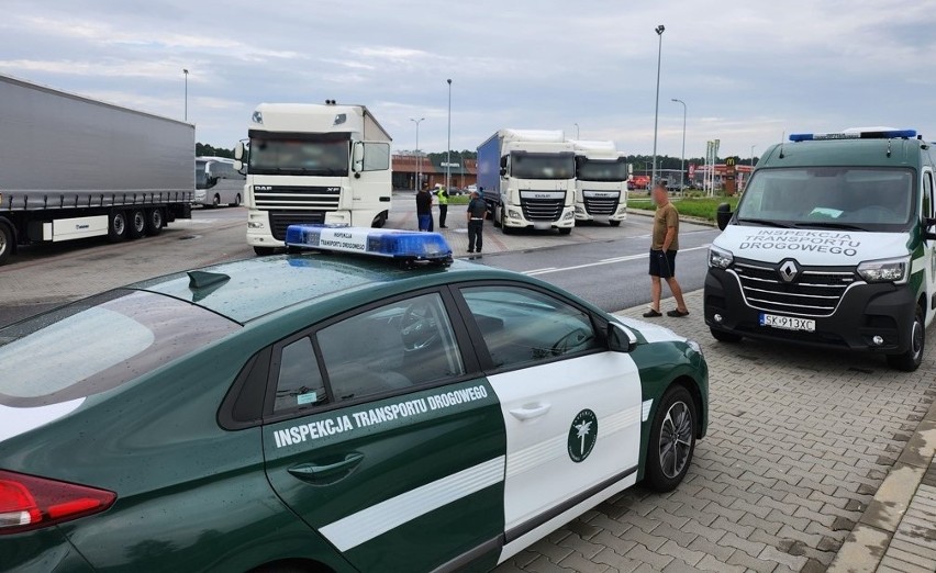 Częstochowscy inspektorzy skontrolowali litewską ciężarówkę....