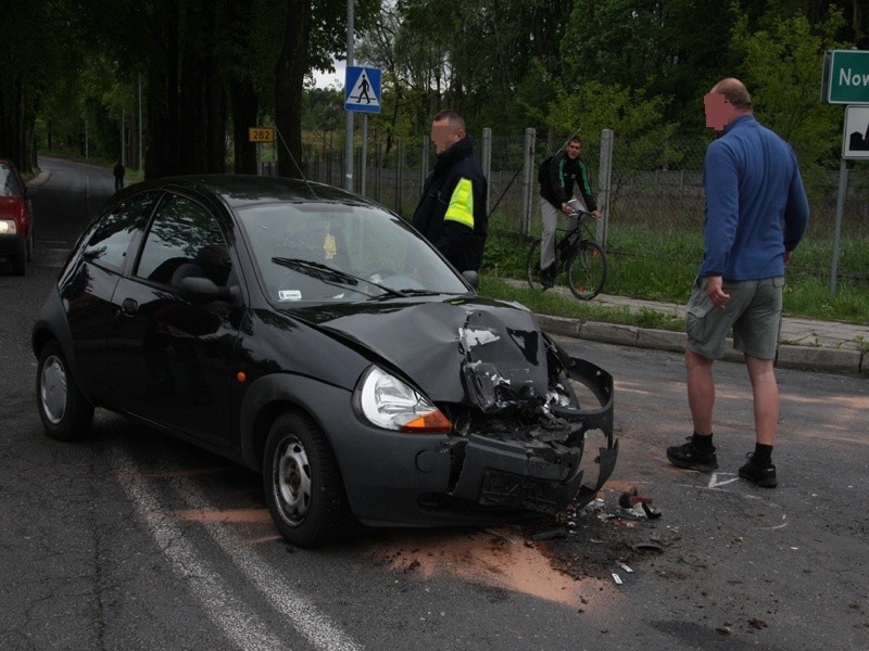 W Starym Kisielinie doszło do zderzenia dwóch samochodów.